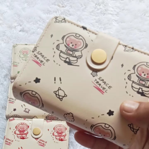 dompet kecil lipat motif astronot