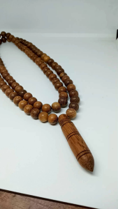 kalung tasbih kayu kelor emas h242