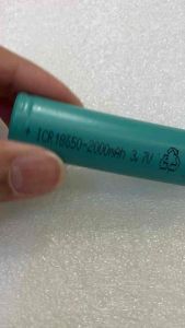 3.7V 2000mah 18650 rechargeable Li-ion Battery for torch lights / Radio controllers