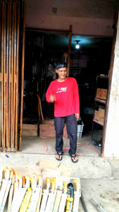 Golok multi pungsi bambu dan kayu  asper 30 cm