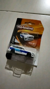 MAJORETTE Racing Volvo V90 Blue / White Diecast 1:64 Scale