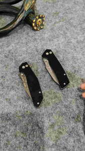 มีดพับอเนกประสงค์ เหล็ก ดามัสกัส67ชั้นแกนกลางVG10ความแข็ง 59-60 HRCด้ามจับ G10 มีให้เลือก2แบบ