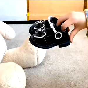 Sepatu Anak Perempuan Baby Kids Flatshoes Docmart Lucu Model Pita Mutiara / Sepatu Anak Cantik Terbaru Size 21 - 26 Bisa COD / Bayar ditempat