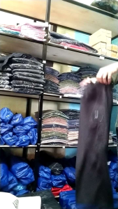 Celana Sirwal Dewasa: Pilihan Celana Aktif untuk Pria