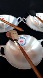 satu set alat masak wajan alumunium anti pecah + spatula stainless steel anti karat
