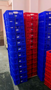 ลังแก้ว ลังใส่แก้วพลาสติก ลังคว่ำแก้ว สินค้ามี 2 ขนาด 12/24 ช่อง แข็งแรง ทนทาน