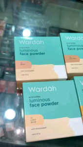 Wardah Everyday Luminous Face Powder Bedak Tabur Untuk Wajah Berminyak - 30g Loose Powder