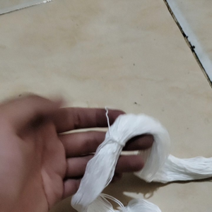 Benang Nilon Putih: Pilihan Terbaik Untuk Layang-Layang & Ikat Kantong Jala