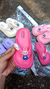 Sandal Jepit Anak Perempuan Pimio Labubu Terbaru Anti Slip