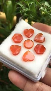 (เหมากล่อง) คาร์เนเลี่ยนแท้ แผ่นเรียบ หัวใจ กลม หกเหลี่ยม เนื้อสะอาด สีสวย เหมาะทำข้อมือหรือเครื่องประดับดีไซน์เกร๋ๆ