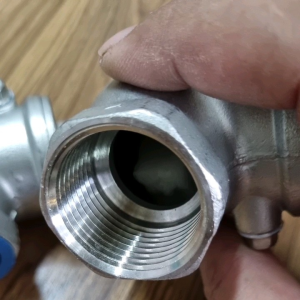 Van 1 chiều lá lậtchất liệu inox 304 chịu áp lực cực tốt.Kích cỡ DN15-21mmDN20-27mmDN25-34mmDN32-42mm