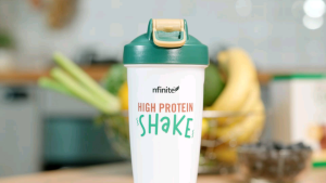 ไฮ โปรตีนเชค พลัส คอลลาเจนเปปไทม์ และ เวย์โปรตีน คอนเซนเทรต รสโกโก้ดัทซ์