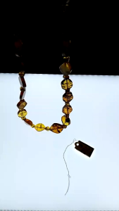 ก-7 สร้อยคอ อำพันพม่าแท้ ความยาว 30 เซนติเมตร หนัก 17.0g