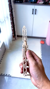 Mô Hình Lắp Ráp Dao Butterfly CSGO Bằng Gỗ 3D 🕋 Freeship 🕋 Múa đẹp decor máy tập tay đồ chơi karambit lego anime cà rốt vô tri xoay múa