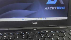 Dell Latitude 3190 Laptop Intel Celeron 4GB RAM 128GB SSD 11.6 Inch HD Notebook PC Murah