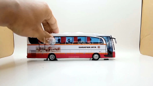 Miniatur Bis Harapan Jaya Body Jetbus2