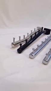 Gantungan Baju Suling Pipa Kotak 6 Titik Tekuk Hanger Kualitas / Hanger Suling Pipa Kotak 6 Titik Tekuk Gantungan Baju Display Toko