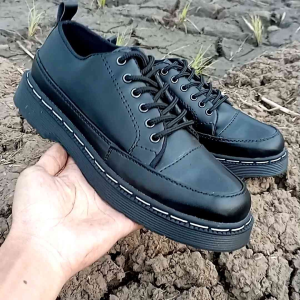 sepatu casual pria bahan kulit outsol jahit model tali