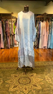 Bellina Dress by Dian Pelangi LIMITED EDITION Busana Muslim Baju Maxi Gamis Abaya Kaftan Gaun Pesta Pernikahan Kondangan Lebaran Casual Formal Wanita Hijaber Cantik Anggun Modis Simple Elegan Modern Mewah Model Korea Terbaru Motif Batik Abstrak Kekinian