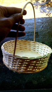 keranjang rotan parsel murah d20