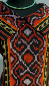 Desain Baju Etnik & Dress Tenun Terbaru