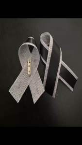 โบว์ไว้อาลัย 2 ชั้น ขนาดความสูง 10 cm ความกว้าง 7 cm