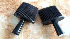 Phủi tóc cho bé lông mềm mại sử dụng tại nhà và Salon.