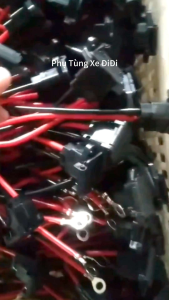 giắc sạc vuông xe đạp điệndây nguồn cắm bình xe điệnphụ tùng phụ kiện lắp xe điệnrắc xe đạp điện xe máy điện