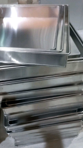 loyang bolu gulung ukuran 22x26x4 24x28x4 26x30x4 cm