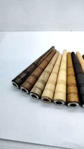 Pipa Kayu untuk Dekorasi: Profil Kerucut Hitam dan Aksesoris E-commerce