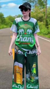 กางเกงขายาว ผ้าไหมอิตาลี  ทรงกระบอก ไม่มีกระเป๋า มีให้เลือกหลายลาย  พรางหุ่น สวมใส่สบาย ใส่ได้ทุกเทศกาล