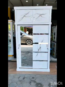 Lemari Pakaian 2 Pintu Tingkat Bahan Multiplek/trinityjayafurniture