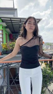 Delisya.id-Falisha Atasan Scuba Tile dot One Shoulder Tarzan 008