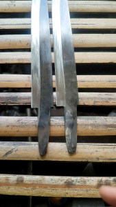 GOLOK TERMURAH KUALITAS TERBAIK !! TEBAS KAYU KERAS PERKEBUAN BISA POTONG PAKU!! TERBUAT DARI HASIL TEMPA BAKAR SEPUH KOKOH KUAT BERKUALITAS TINGGI TAHAN BANTING TIDAK MUDAH RUSAK TAHAN LAMA PEMAKAIAN KUALITAS PREMIUM EKONOMIS GOLOK CIBATU