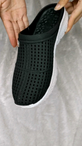 Sepatu Selop Pria Tipe Booster: Nyaman & Cocok Untuk Aktivitas Outdoor