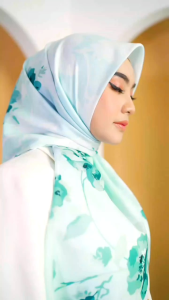 Jilbab Hijab Kerudung Scarf Krudung Wanita Dewasa Segiempat Motif Terbaru 2023