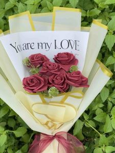 ดอกกุหลาบช่อใหญ่สีแดง ขนาด6ดอก ของขวัญวันเกิด ของขวัญวันครบรอบให้แฟน ของขวัญให้แฟน ช่อดอกไม้วันปัจฉิม