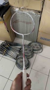 RAKET BADMINTON LINING WINDSTORM 75 30LBS