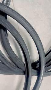 Vỏ lốp xe đạp thể thao 700C CST Cheng Shin Tire