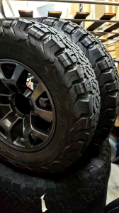 USED BFGoodrich KO2 215/75/15 All Terrain Tyre on Suzuki Jimny Stock Alloy Rim