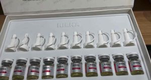 Tế Bào Gốc Trị Mụn RIENA Hàn Quốc (Lọ 6ml)
