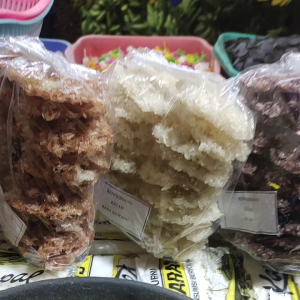 Rengginan ( terasi putih bawang ketan hitam) gratis royco sacet 1pc