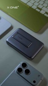 X-One POWER ORBIT Q2 MAGCHARGE 10000mAh Qi2.2 Magnetic Wireless Power Bank PD 45W Fast Charge Built-in Kickstand