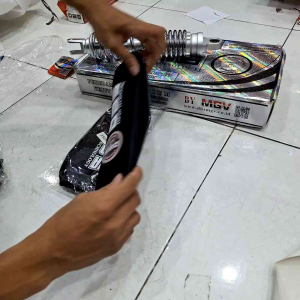 COVER SARUNG SHOCK ORIGINAL DBS UK- 20CM - 25CM 285CM MELINDUNGI SHOCK DARI DEBU DAN KOTORAN HARGA GROSIR TERMURAH TERLARIS ORIGINAL DBS BY MGV.