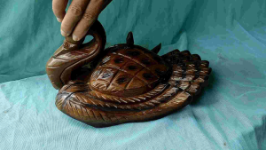 Asbak Tempat Sampah Abu Kayu Jati Motif Bebek Angsa 26 X 17 X Tinggi 13 Cm