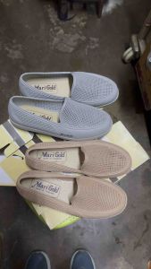 รองเท้าคัทชูส์ยางพีวีซี ยี่ห้อ ดาวเรือง รุ่น 291 สีดำ เทา โอวัลติน รองเท้ายางสวม