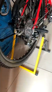 STANDAR PADDOCK ORI SEPEDA  BISA DINAIKI DAN DI GOES UNIVERSAL