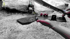 Golok Kebun & Kayu Bambu Premium: Alat Tahan Lama