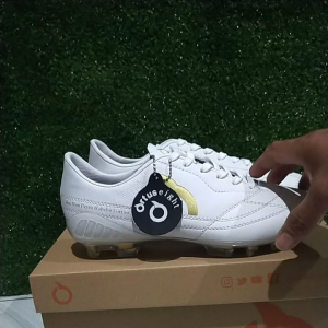 "PROMO" Sepatu Bola Ortus maester Terbaru