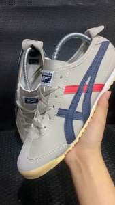 🔥🔥รองเท้าผ้าใบ (สีครีมกรมแดง)รองเท้าวิ่งรองเท้าแฟชั่นรองเท้ากีฬารับประกัน สินค้าตรงปก 100%